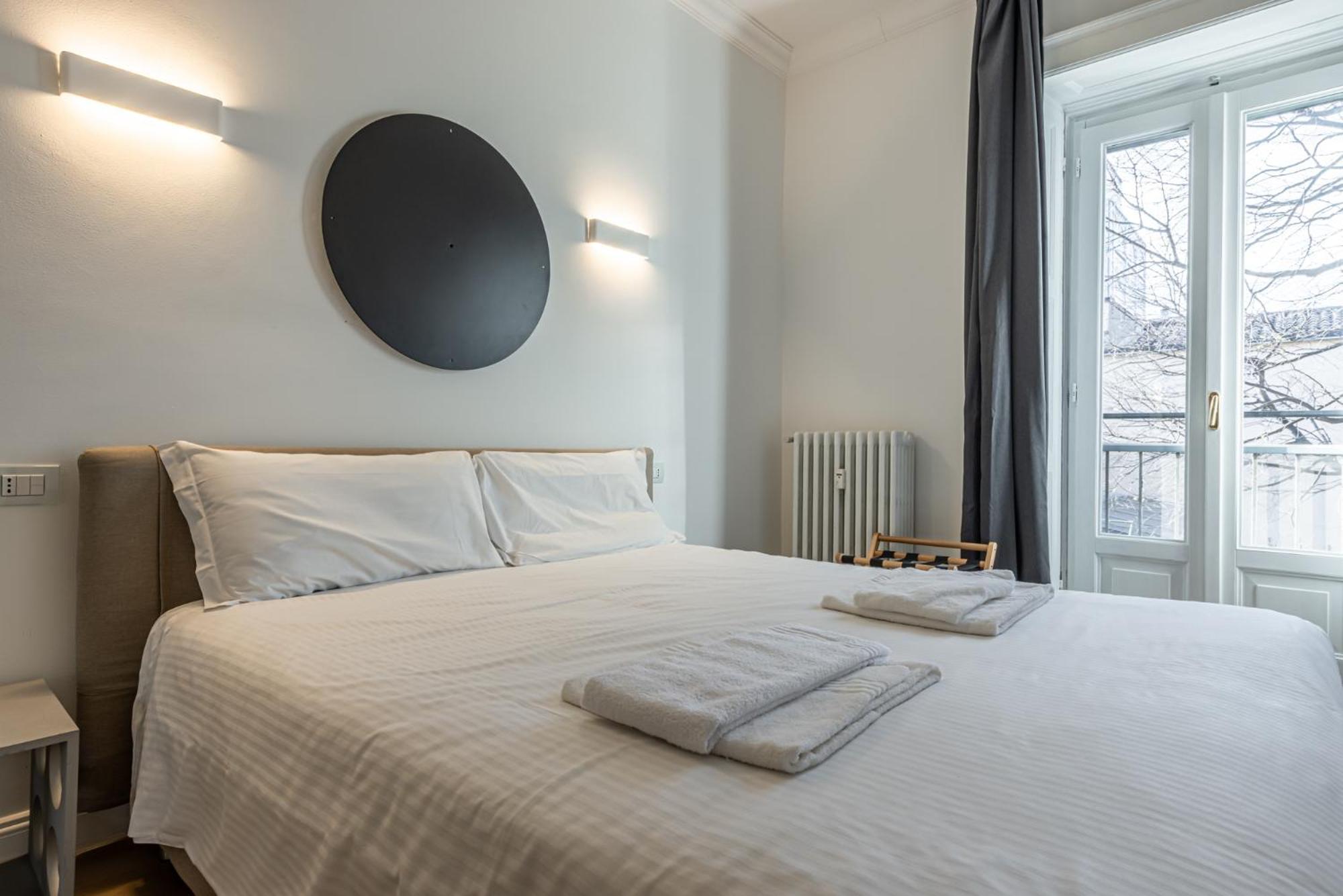 Sant'Andrea Charme Apartments Milan Bagian luar foto