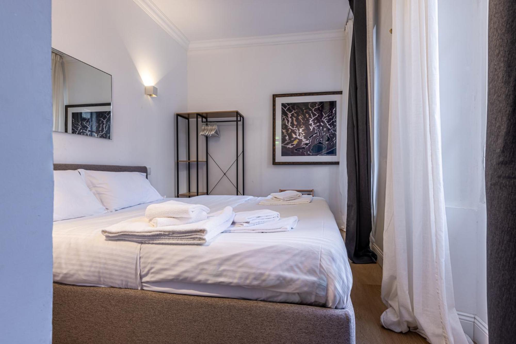 Sant'Andrea Charme Apartments Milan Bagian luar foto