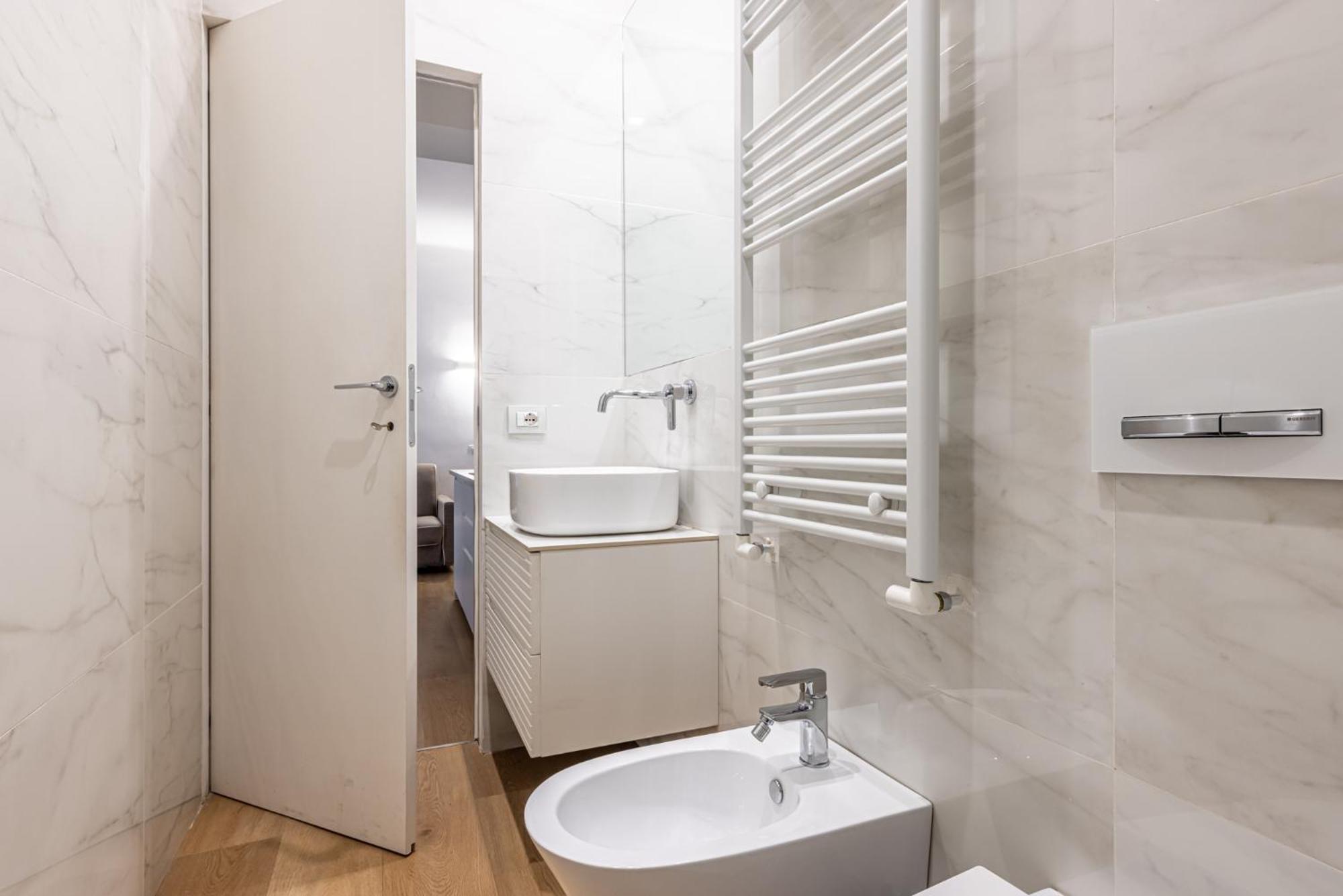 Sant'Andrea Charme Apartments Milan Bagian luar foto